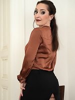 Di Devi Dark and Beautiful